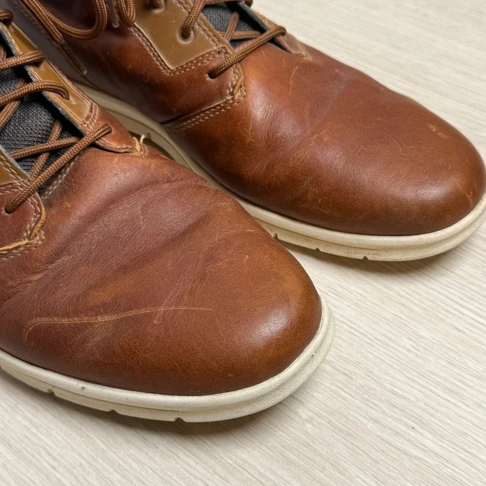 Chukka Boots Timberland Mens 10.5 Brown Leather SensorFlex A10EE A3825 Casual